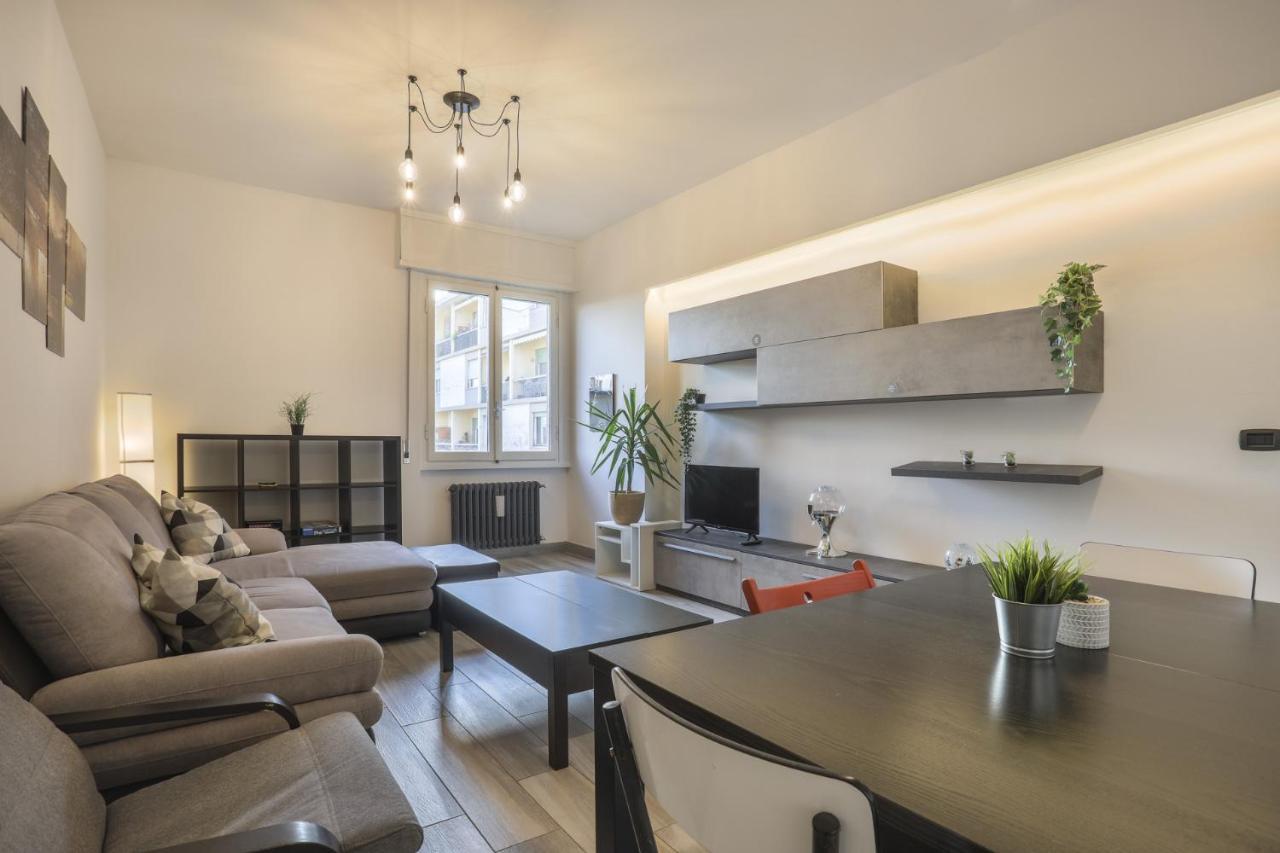 Brizio's Flat - Sweet Dreams In Florence